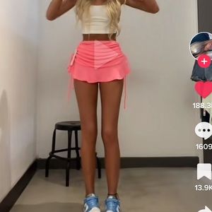 URBAN OUTFITTERS MINI SKIRT